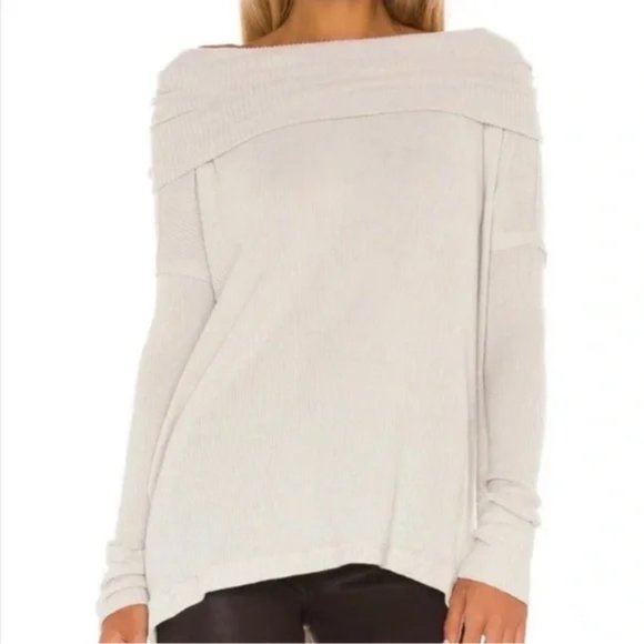 NWT Free People Juicy Long Sleeve Top Cowl Neck Thermal Oversized Stone Cold - Picture 3 of 5